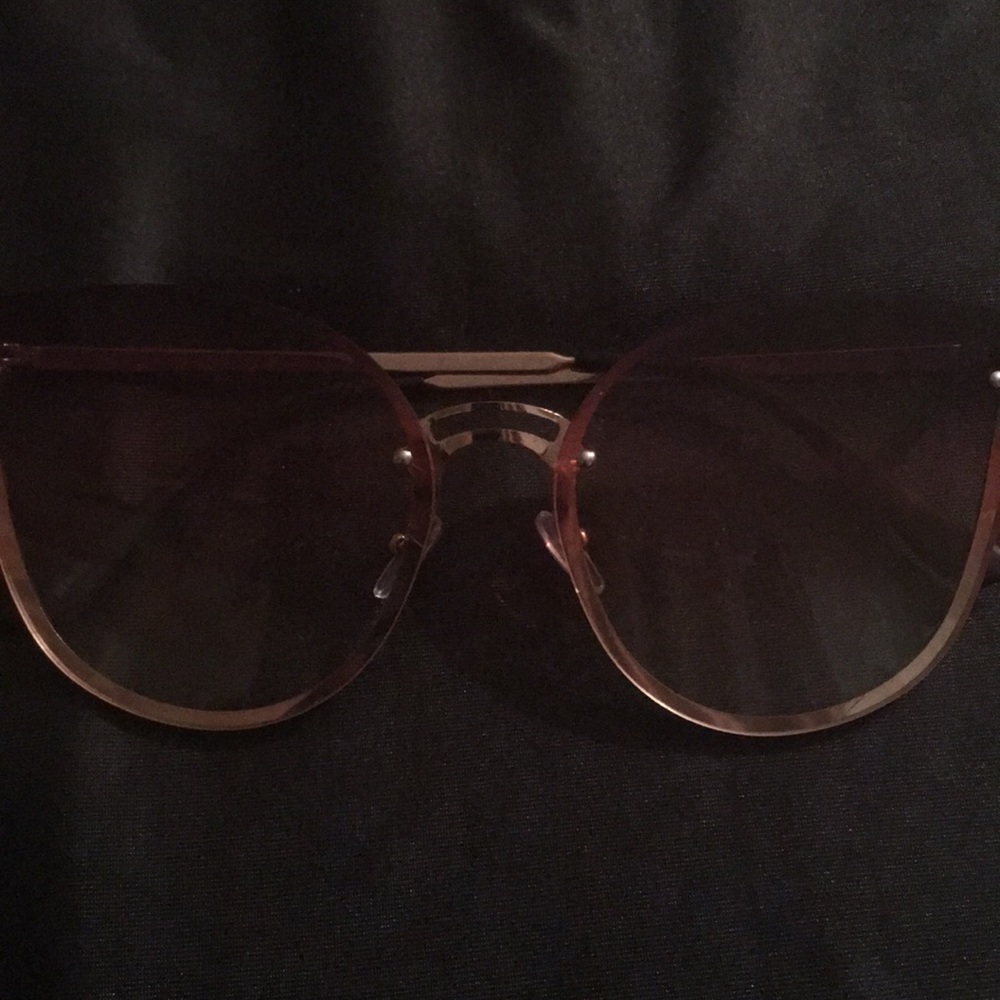 Stylish fashion sun glasses 👓